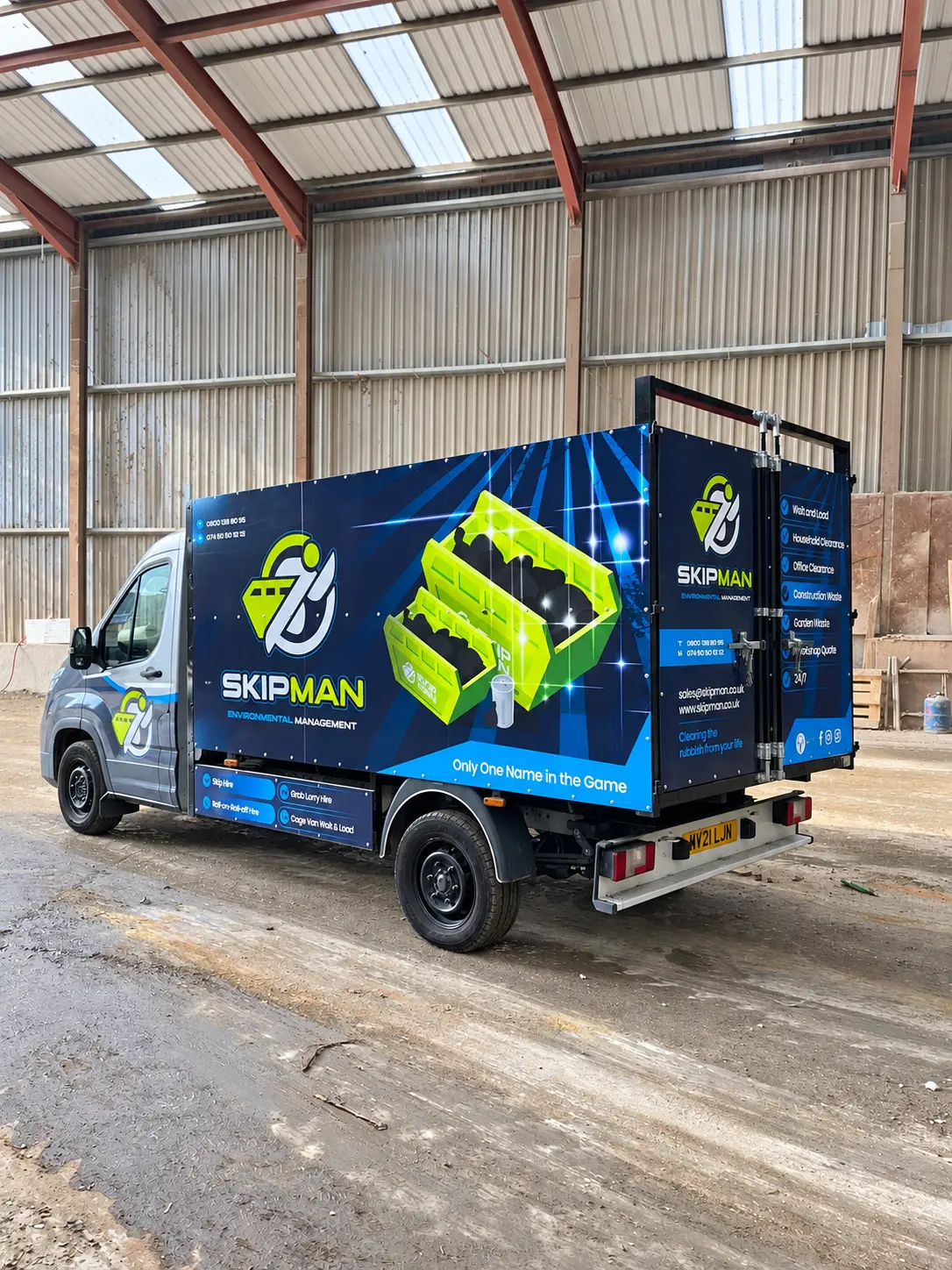 Rear view of the SKIPMAN cage van